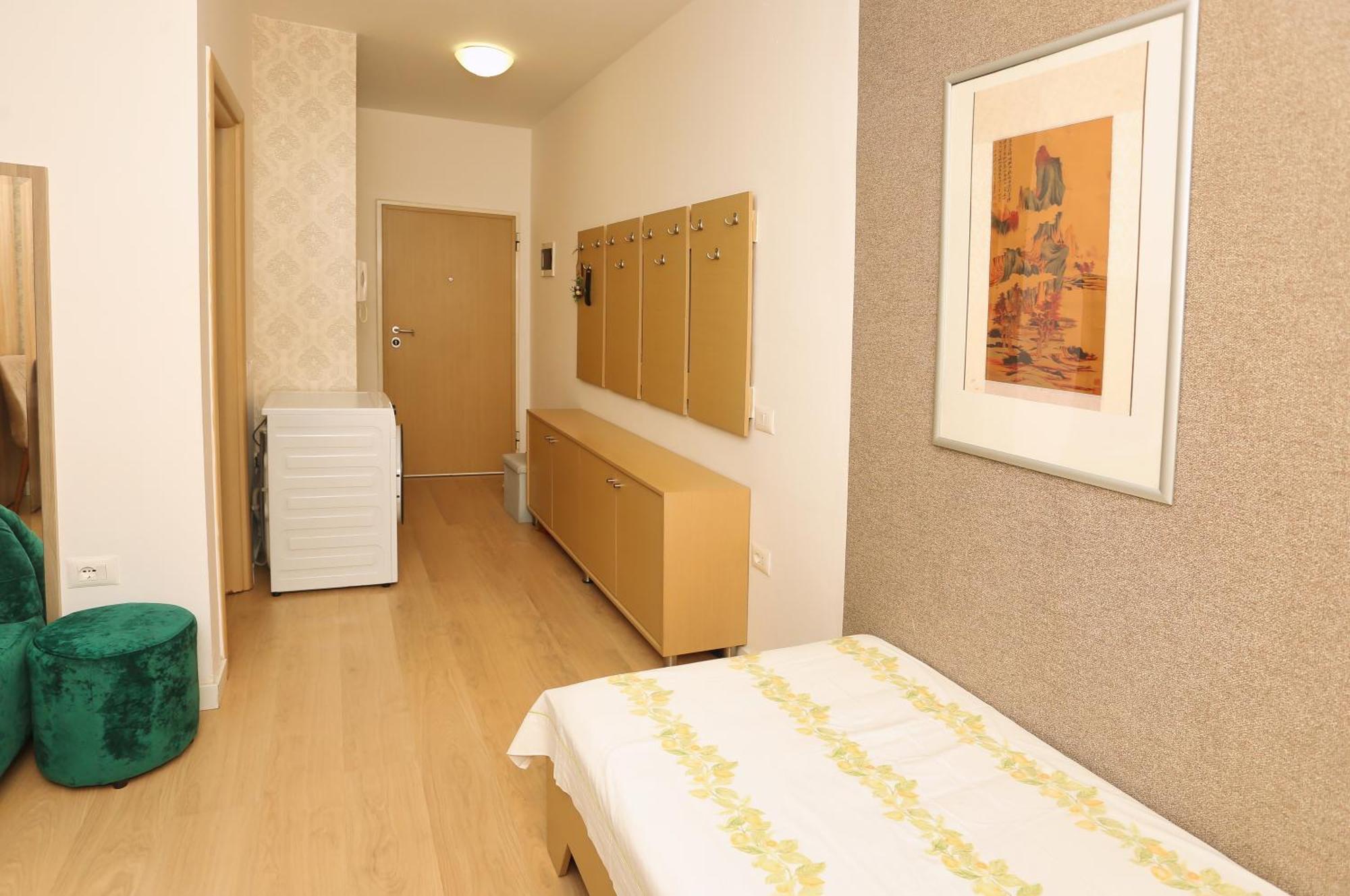 Cozy Apartment Near Square 21 Tiran Dış mekan fotoğraf